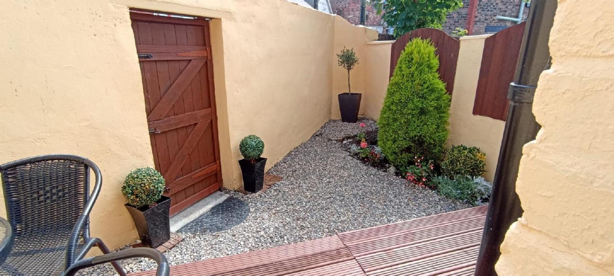 Home From Home Near Lfc, Efc & Train Station Liverpool Exterior photo